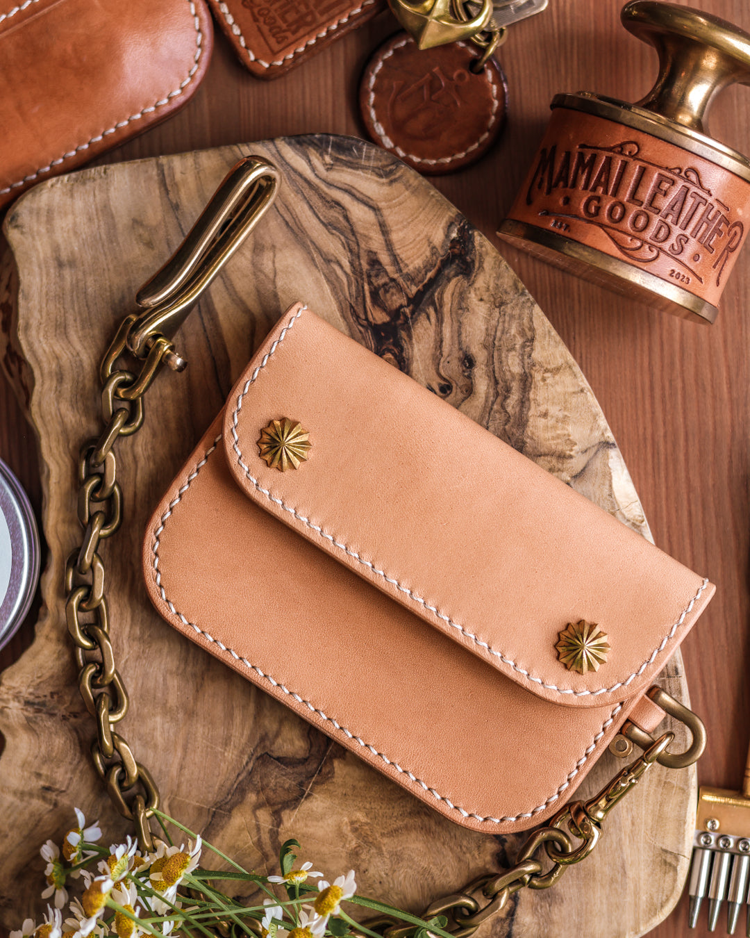 Small Trucker Wallet – Mamai Leather Goods