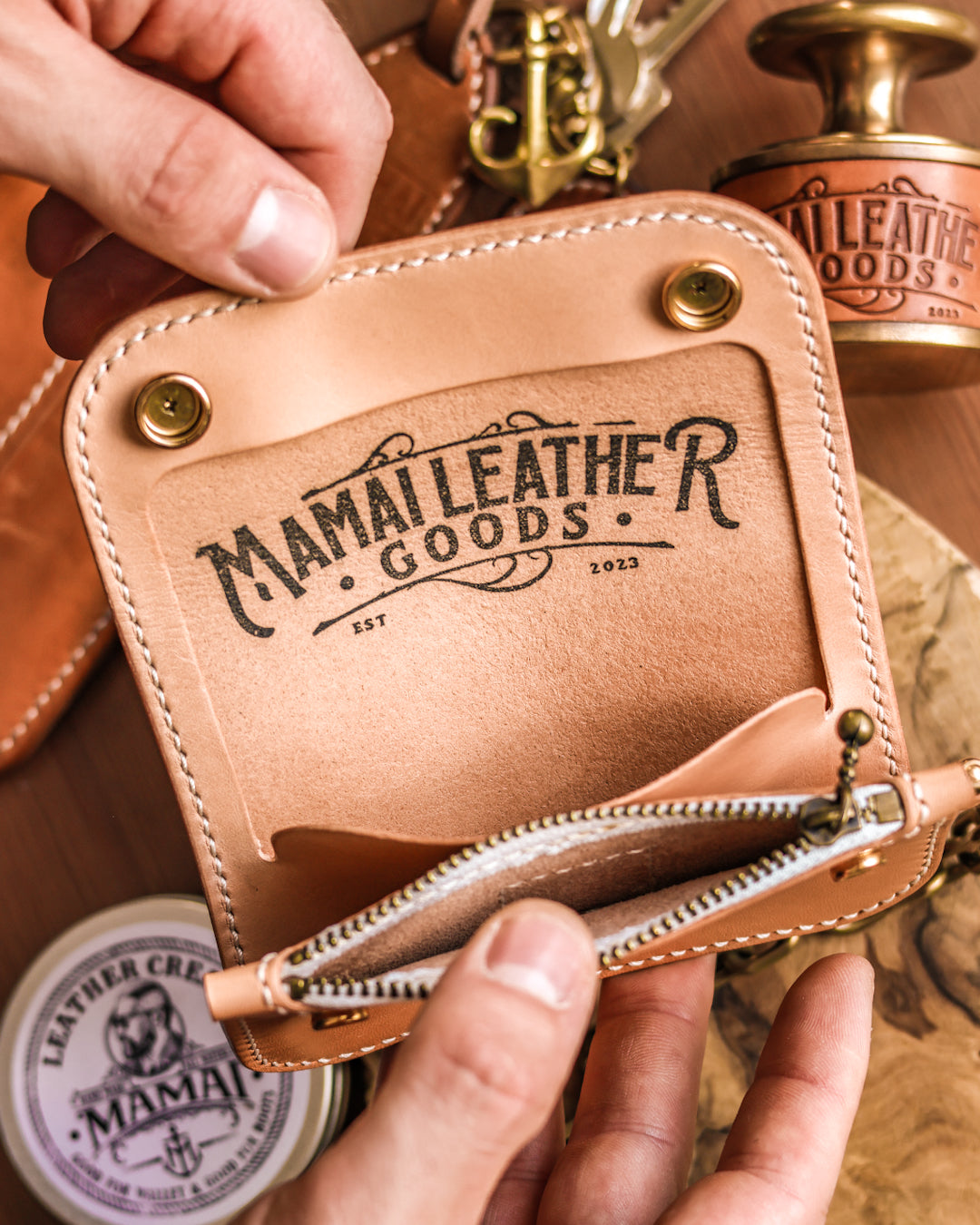 Small Trucker Wallet – Mamai Leather Goods