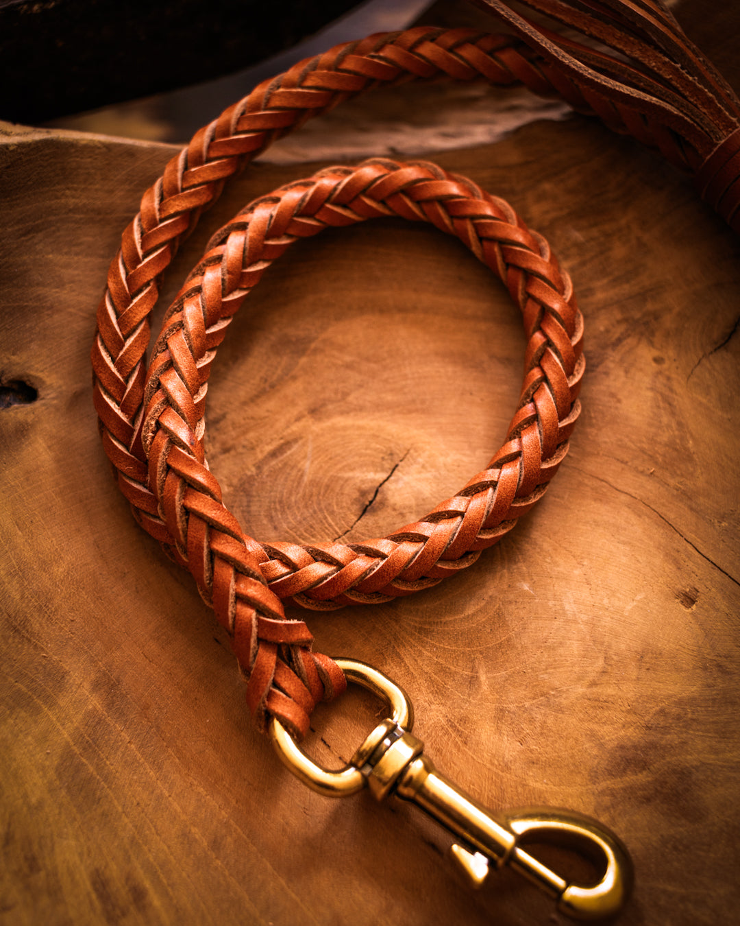 Braided leather wallet lanyard