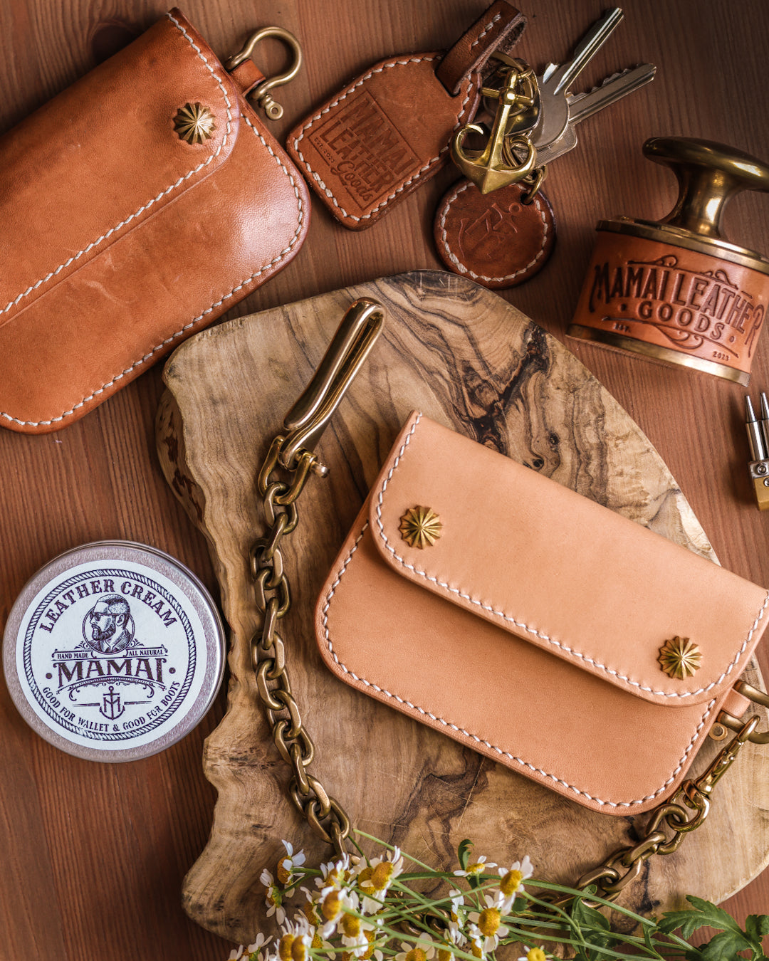 Small Trucker Wallet – Mamai Leather Goods