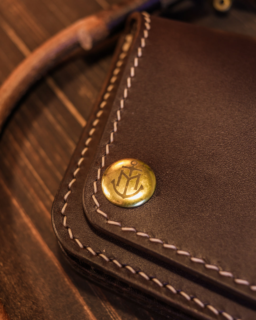 Rogue wave wallet